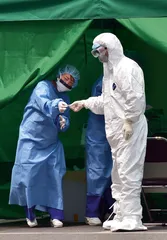 病毒视角：如何攻击人类