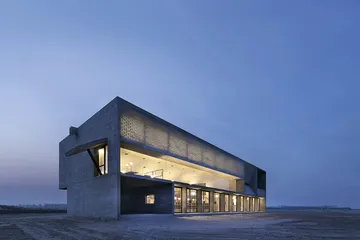 海边图书馆，现实之外
