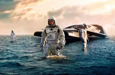 《星际穿越》中的科学与幻想