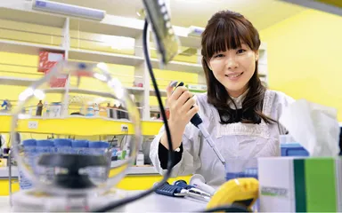日本美女科学家造假事件