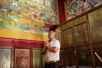 从青海到西藏：沿线的寺与僧5