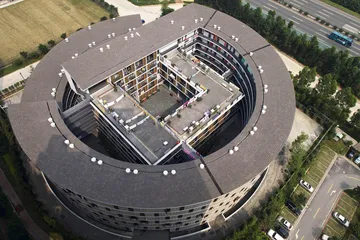 情感的胜利：建筑师与家人的房子