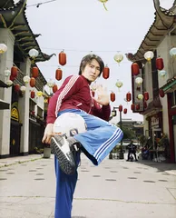 喜剧之外