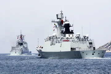 海军的“政治性”和“军事性”