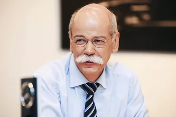 驶向“2020目标”的奔驰1