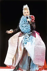 “他的Fashion传奇，她的Image百变”
