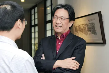 发展与坚守