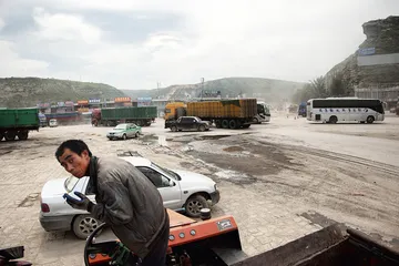 ​从鄂尔多斯到神木：财富过山车背后的迷惘