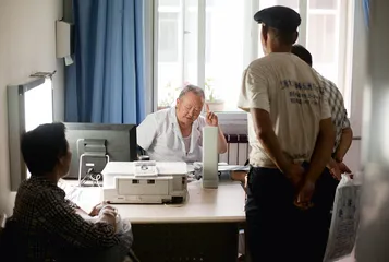 ​从鄂尔多斯到神木：财富过山车背后的迷惘4