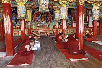 ​穿越古老寺庙与神秘宗教之旅1