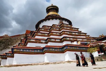 ​穿越古老寺庙与神秘宗教之旅7