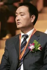 ​村官裴春亮：亿万富翁的“新农村试验”4