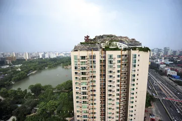坏邻居张必清
