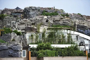 坏邻居张必清1