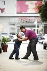 “鹰爸”的教育选择