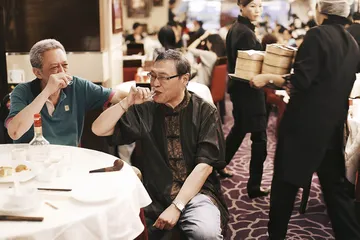 薛兴国：古龙的酒，香港的酒