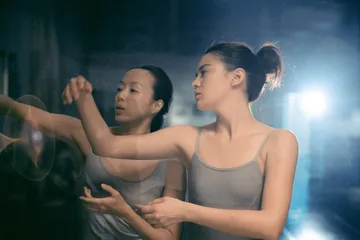 《逆光飞翔》，飞向自己的方向