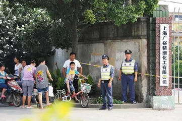 失控：上海枪案的谜团