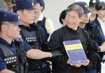 张安乐：从黑帮“大佬”到政党角色