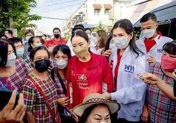 一门四总理,佩通坦37岁接棒1