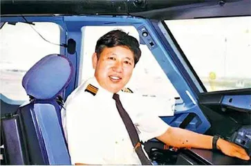 “功勋飞行员”余现普,与共和国同龄2