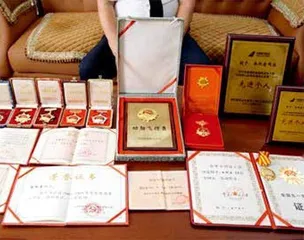 “功勋飞行员”余现普,与共和国同龄4