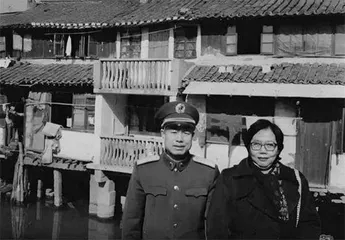 “耄耋之年自有狂,固北疆,战南洋”2