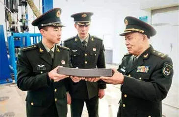 “三尺讲台八千日,传师道,育儒将”1