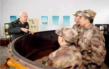 “三尺讲台八千日,传师道,育儒将”4