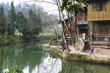 入震区记1