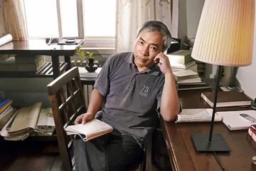 格非的《隐身衣》，用“眼睛”聆听的音乐