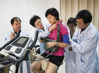 “神舟九号”：从坐飞船到开飞船1