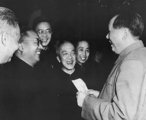 胡愈之：为新闻出版的一生
