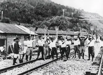 1937年：同途殊归的中日工业化