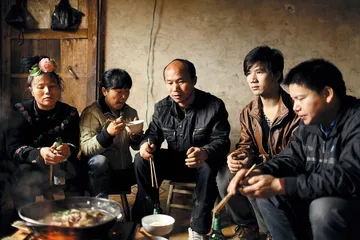 开屯苗寨与企业冲突：对生命线的争夺4