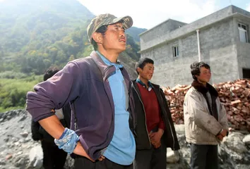 四姑娘山驴友违规穿越：谁来为救援买单1