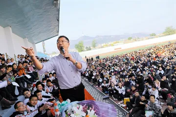 李阳：疯狂与愤怒