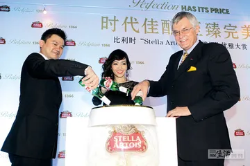 超越高端与百威中国加速