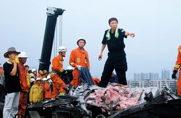 项余岸和施李虹：在另一个世界守护伊伊