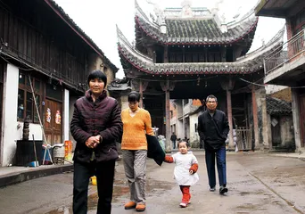 古宅迁移：贫富级差下的灰色市场4