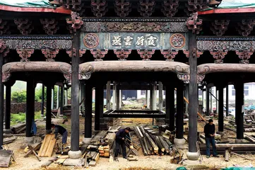 古宅迁移：贫富级差下的灰色市场5