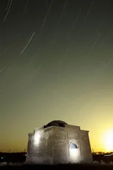 梳妆楼：元代古墓与县城想象