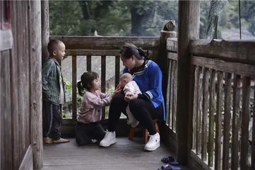 榕江脱贫：搬离大山后的新生活5