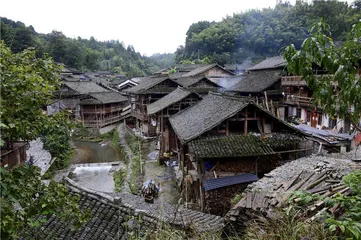 榕江脱贫：搬离大山后的新生活6