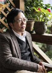 “每被贬一次，他对人生的理解就更深入一层”