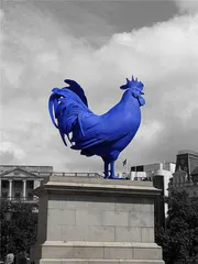 崩溃的奶油堆与被折磨的鸡蛋