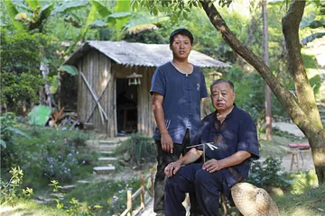 阿木爷爷：一位中国木匠的故事