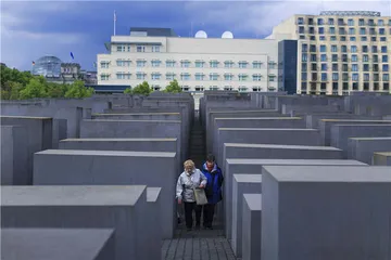 生长与消失的空间