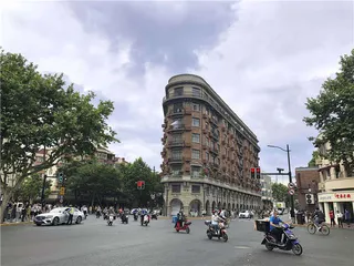 住在上海武康大楼