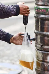青岛啤酒：百年酒厂追潮流7